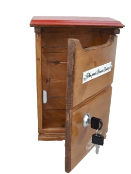 אדניות הגליל Galilee Planters-תיבת דואר כפרית -דלת פתוחה